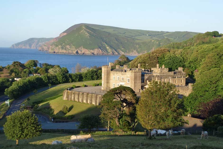 Luxury Self Catering Holiday Cottages Near Watermouth Castle. Great Days Out For Children